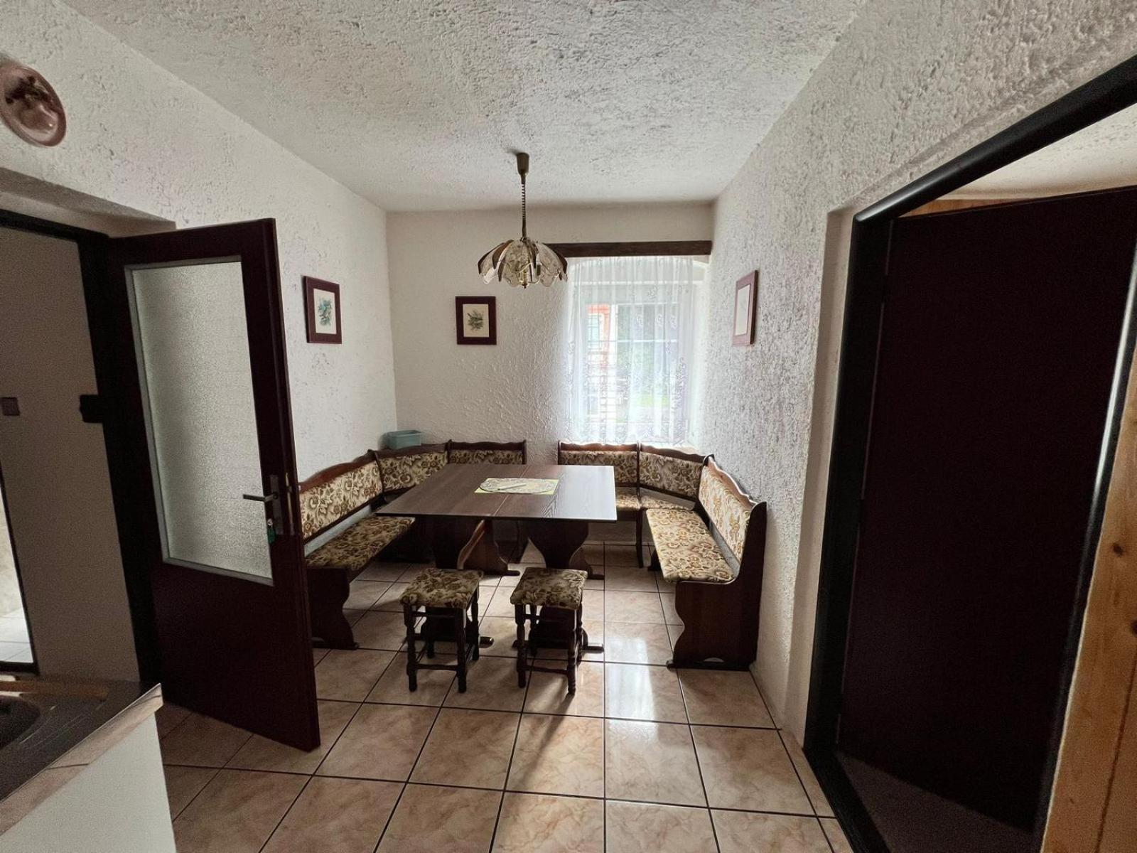 Apartmany Merkel Броумов Экстерьер фото